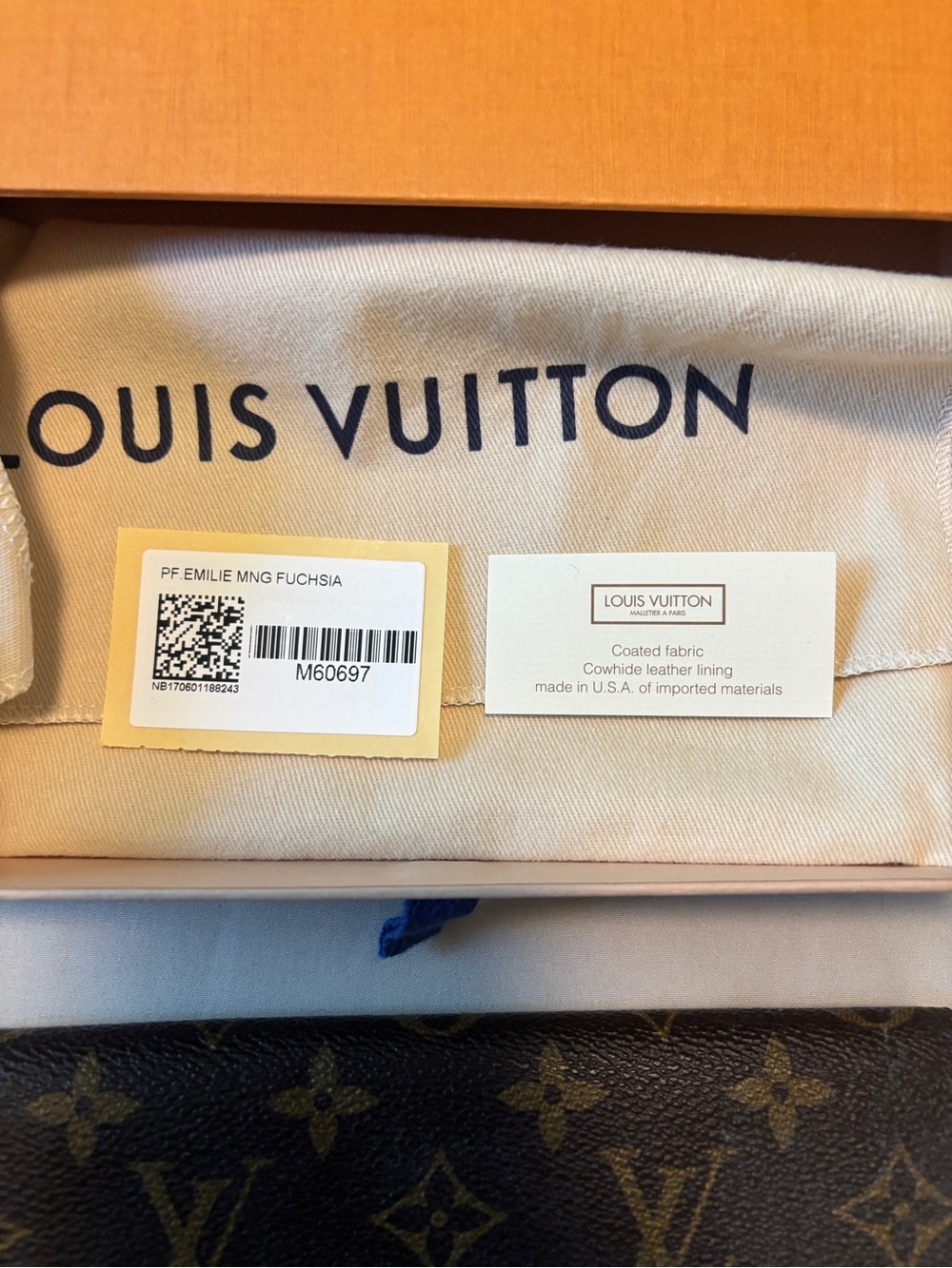 Louis Vuitton Monogram Canvas Wallet in Brown with Pink Snap - Picture 3 of 16